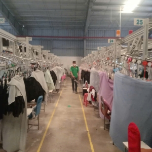 du-an-kiem-soat-con-trung-trong-nha-may-may-mac